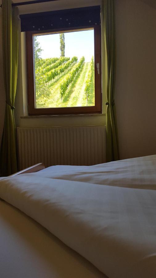 Weingut Lieschnegg Hotel Leutschach Buitenkant foto
