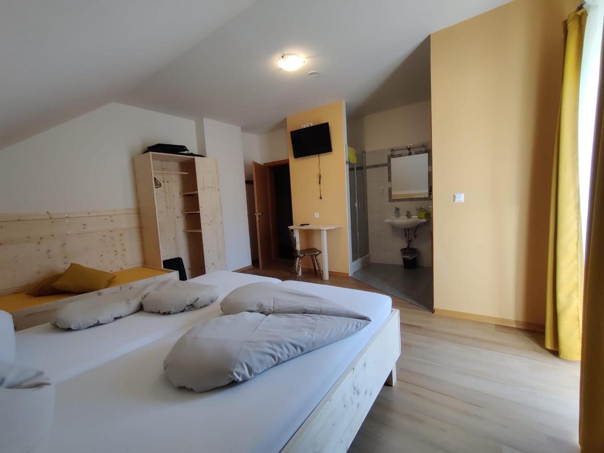 Weingut Lieschnegg Hotel Leutschach Buitenkant foto